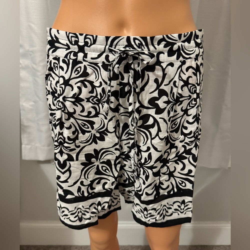Pretty CeCe size L black white print linen blend drawstring shorts new